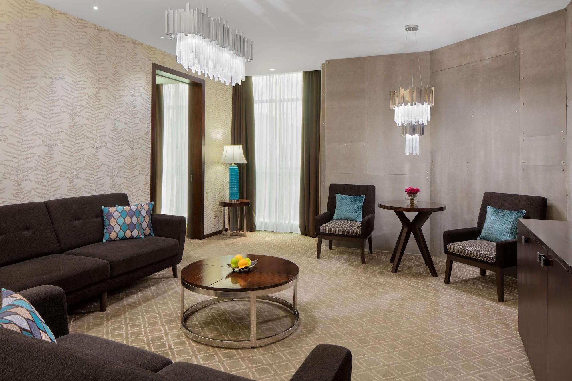 Radisson Blu Atria Bengaluru Hotel Exterior photo A suite at the hotel